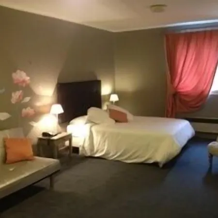 Inter-hotel Au Pavillon Bleu Ozoir-la-Ferrière