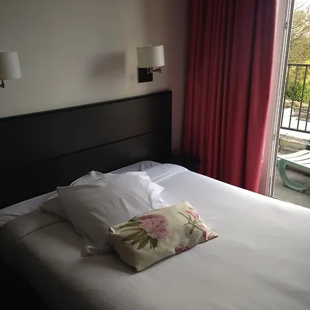 Inter-hotel Au Pavillon Bleu